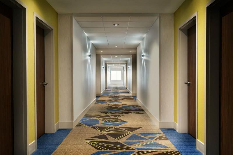 Holiday Inn Express & Suites Wilmington West - Medical Park By Ihg Bagian luar foto